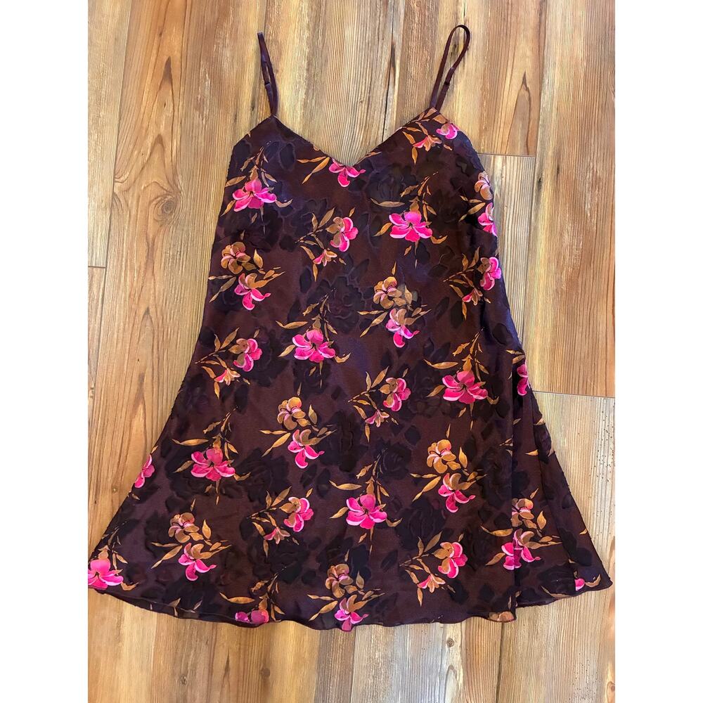 Vtg Victoria Secret Gold Label Floral Slip